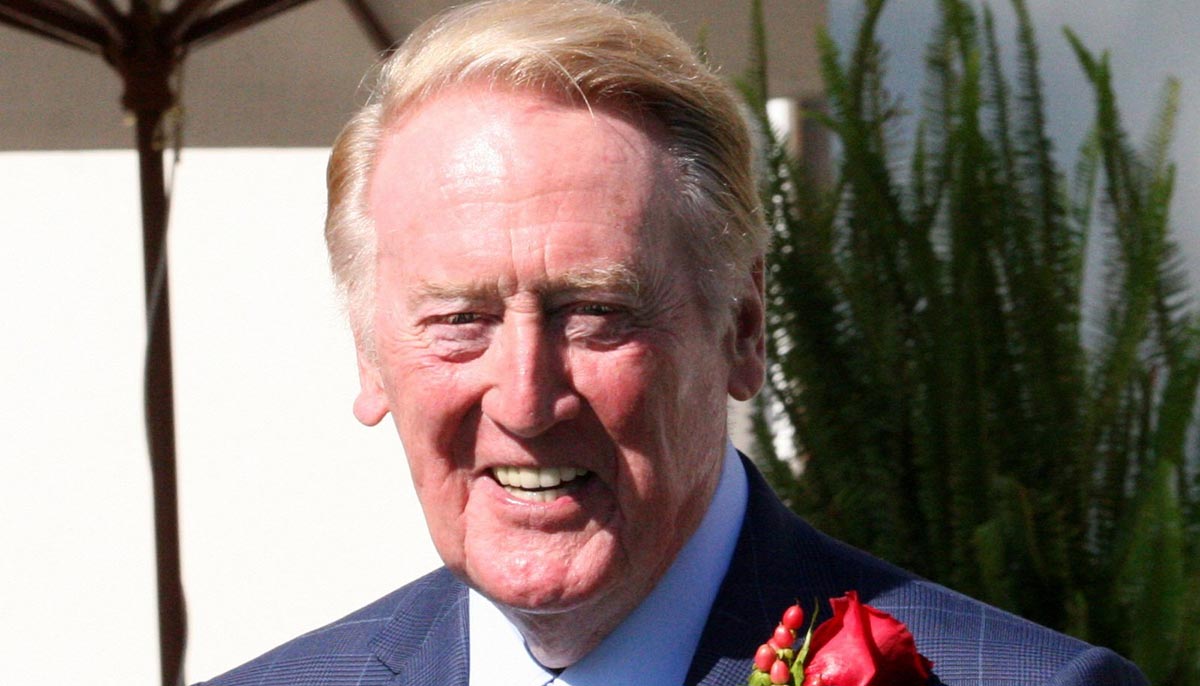 Legendary MLB Broadcaster Vin Scully Dies, More MLB Trade News